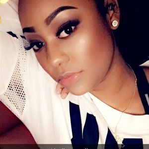 Meet your Posher, Francesca